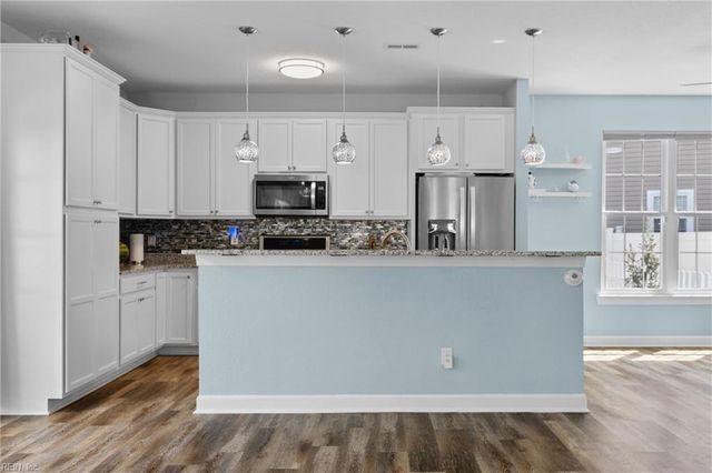 130 Jaclyn DR, Suffolk, VA 23434