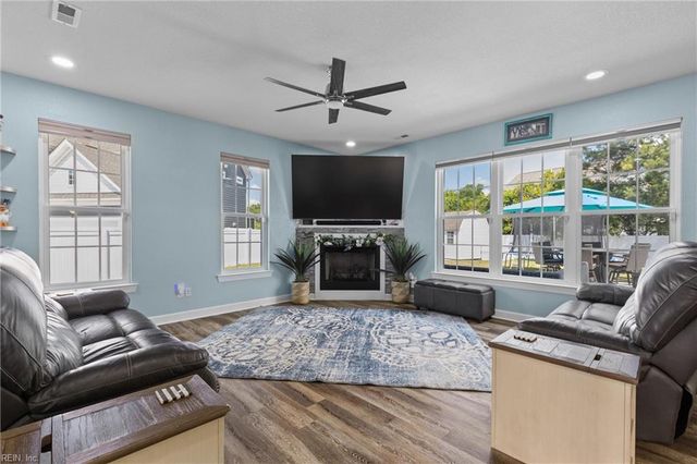 130 Jaclyn DR, Suffolk, VA 23434