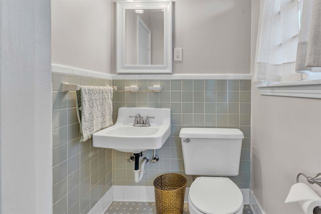 1383 S WHITE STATION RD, Memphis, TN 38117