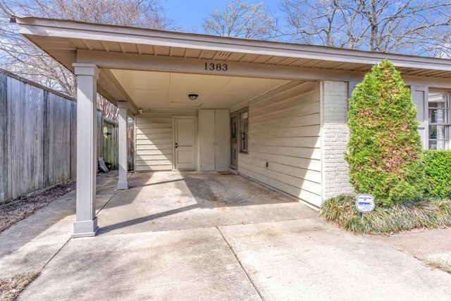 1383 S WHITE STATION RD, Memphis, TN 38117