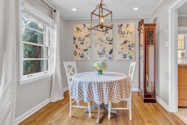 1383 S WHITE STATION RD, Memphis, TN 38117