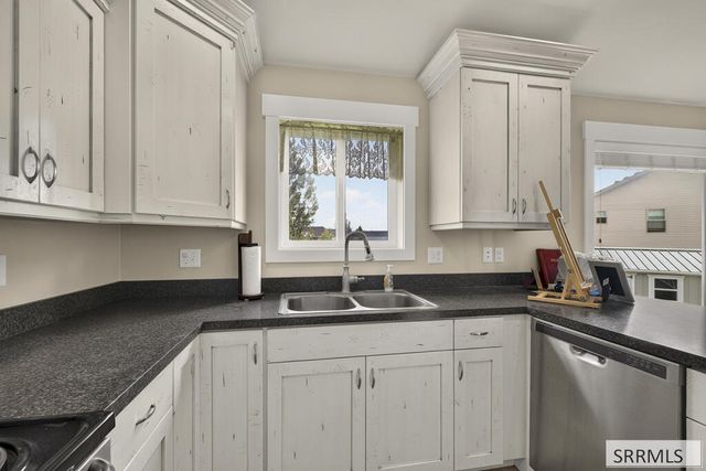 318 N 3811 E, Rigby, ID 83442
