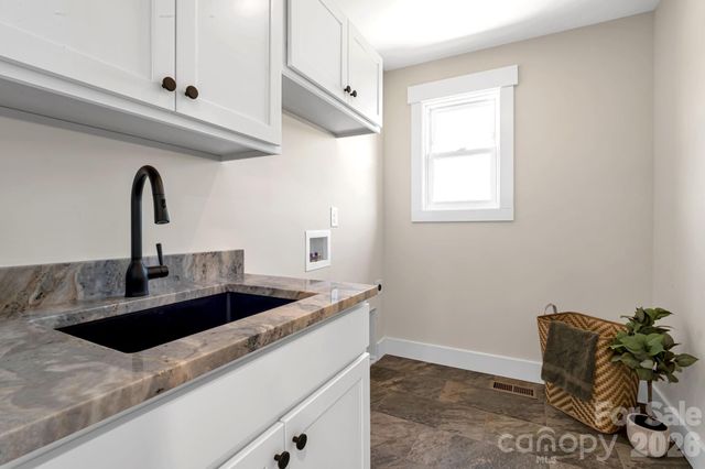 33 Pilgrims Path Lane, Alexander, NC 28701