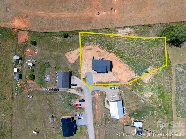 33 Pilgrims Path Lane, Alexander, NC 28701