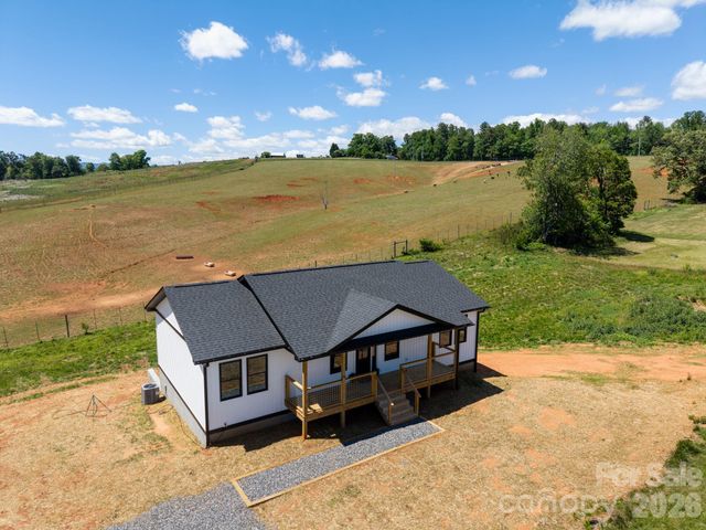 33 Pilgrims Path Lane, Alexander, NC 28701