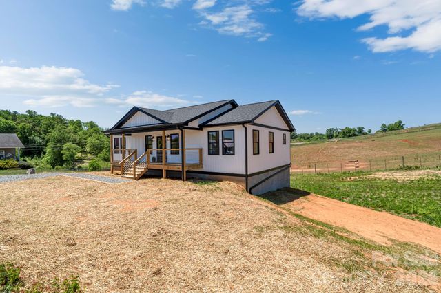 33 Pilgrims Path Lane, Alexander, NC 28701