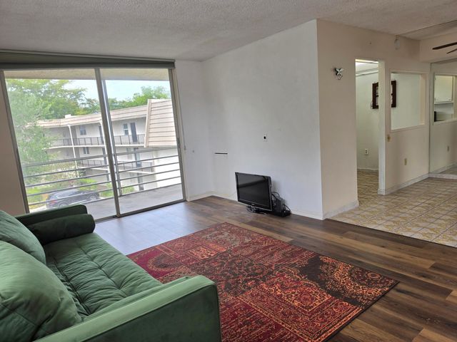9330 Lime Bay Boulevard 301, Tamarac, FL 33321