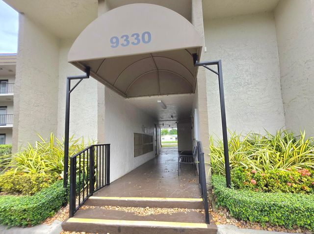 9330 Lime Bay Boulevard 301, Tamarac, FL 33321