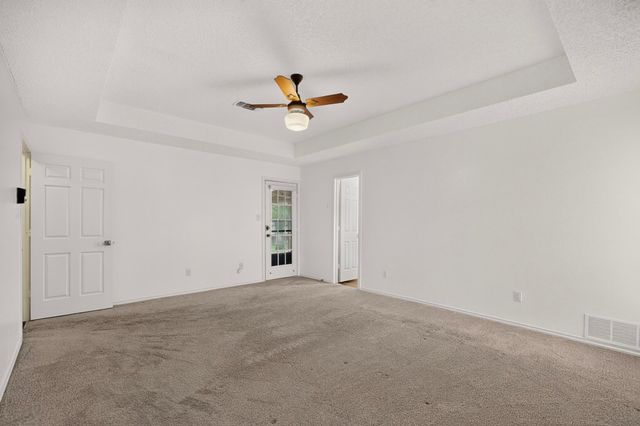 2008 Turf Club Drive, Arlington, TX 76017