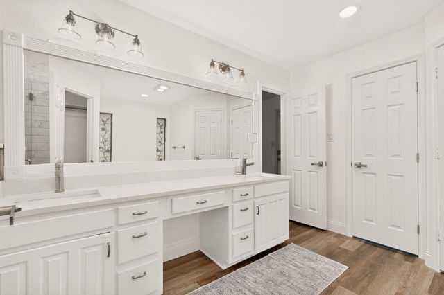 2008 Turf Club Drive, Arlington, TX 76017