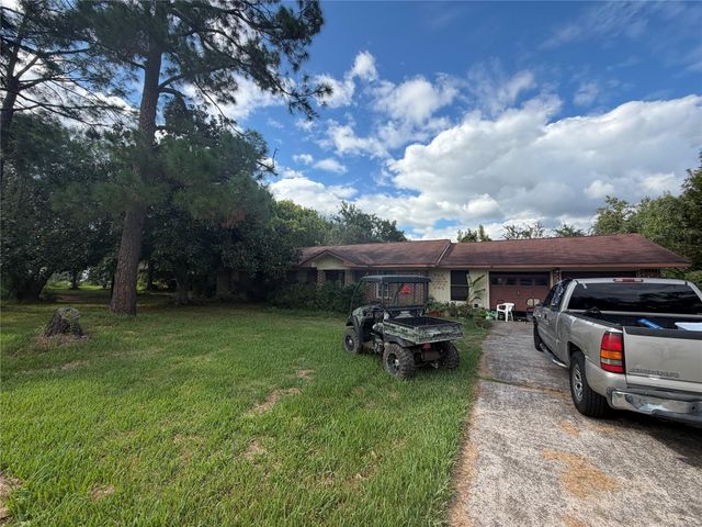 1014 Delesandri Lane, Kemah, TX 77565