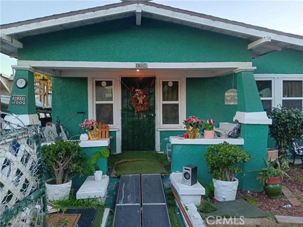 3304 W 63rd St, Los Angeles, CA 90043