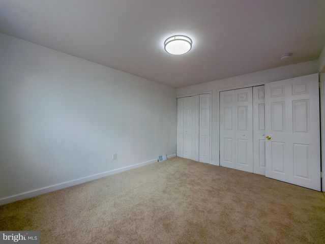 325 WHITE AVE, Linwood, PA 19061