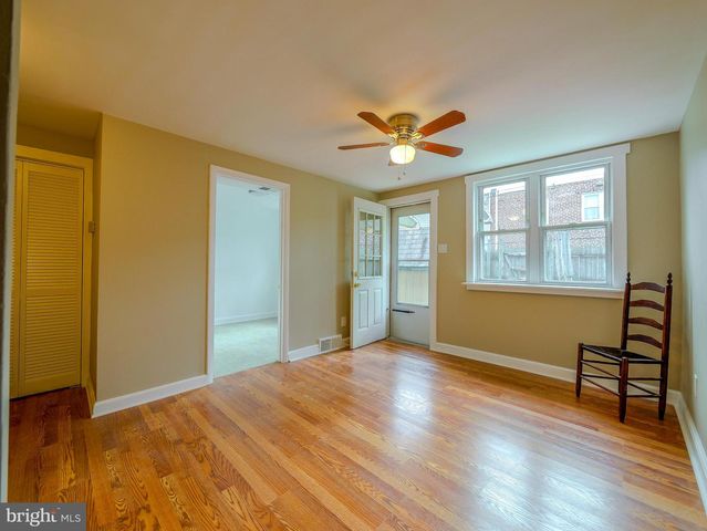 325 WHITE AVE, Linwood, PA 19061