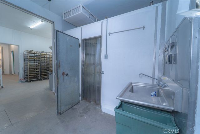 1949 E 1st, Los Angeles, CA 90033