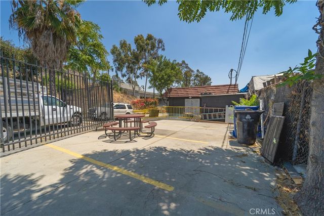 1949 E 1st, Los Angeles, CA 90033