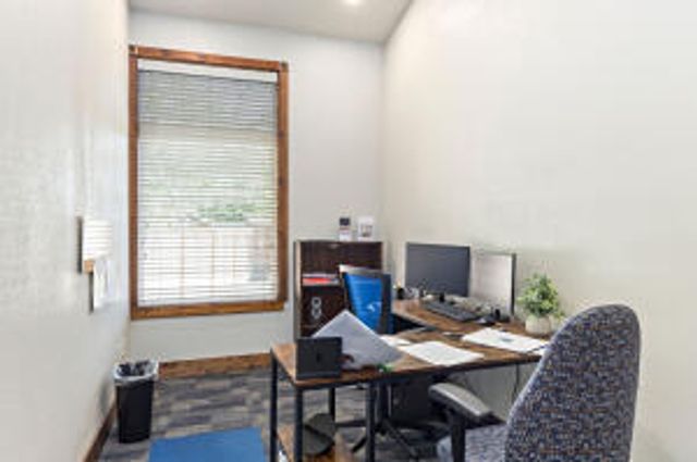 877 NE 7th Street, Grants Pass, OR 97526