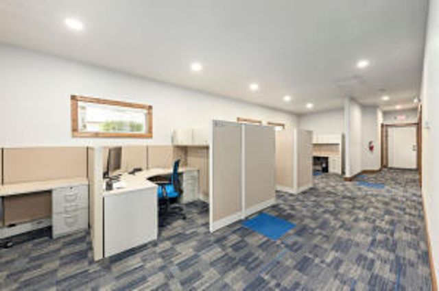 877 NE 7th Street, Grants Pass, OR 97526