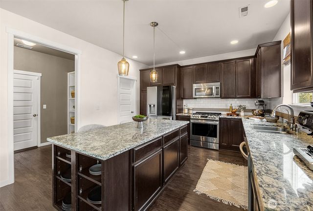 807 77th Drive SE, Lake Stevens, WA 98258