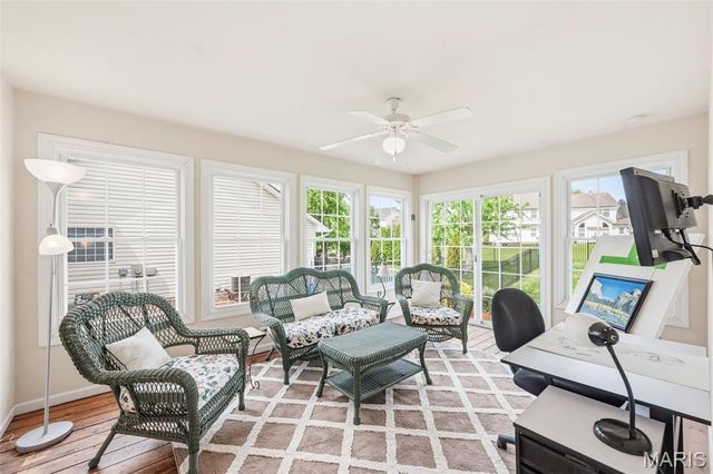 180 Jacobs Way, St Peters, MO 63376