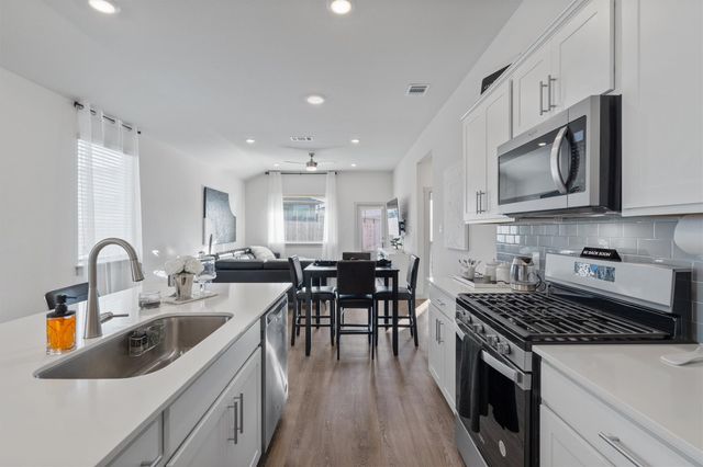 120 Scarborough WAY, San Marcos, TX 78666