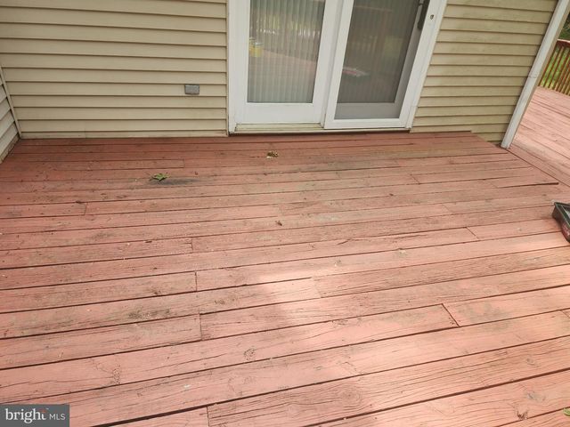 1113 E PATUXENT DR, La Plata, MD 20646