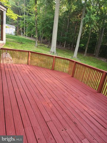 1113 E PATUXENT DR, La Plata, MD 20646
