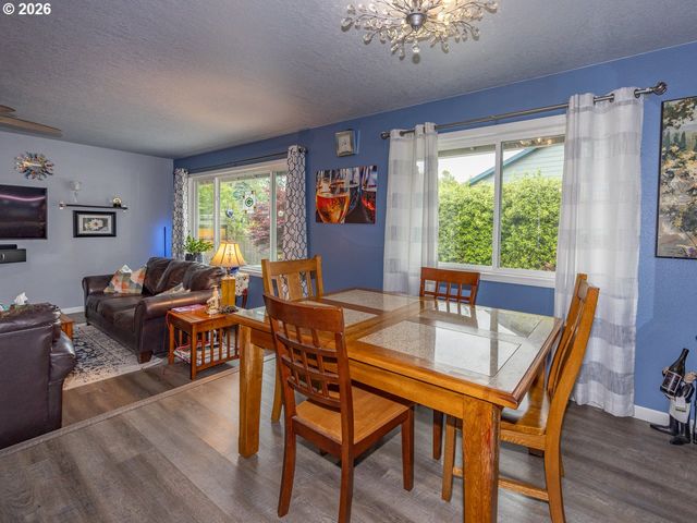 2331 Sw 27TH Dr, Gresham, OR 97080