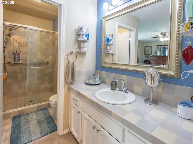 2331 Sw 27TH Dr, Gresham, OR 97080