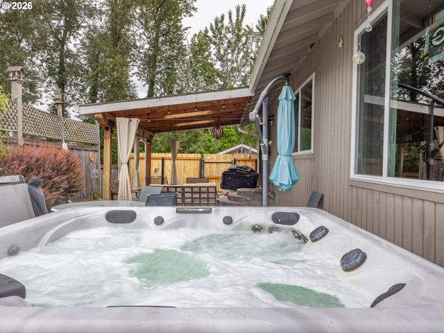 2331 Sw 27TH Dr, Gresham, OR 97080