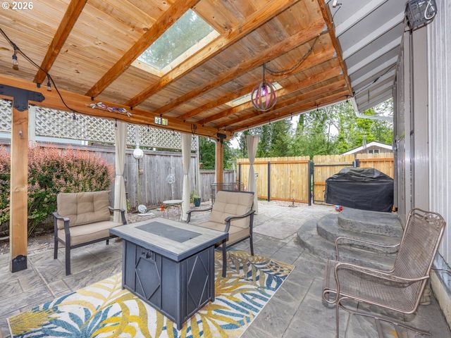 2331 Sw 27TH Dr, Gresham, OR 97080
