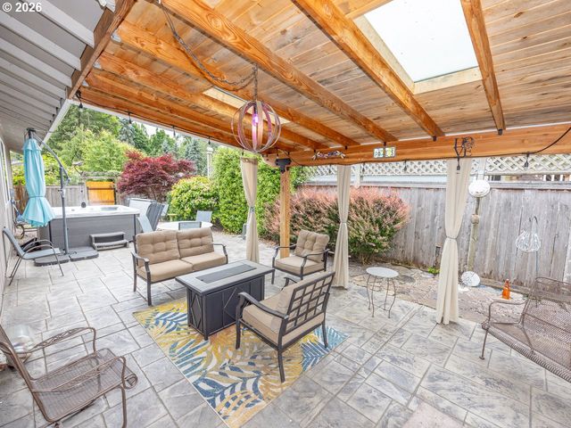 2331 Sw 27TH Dr, Gresham, OR 97080