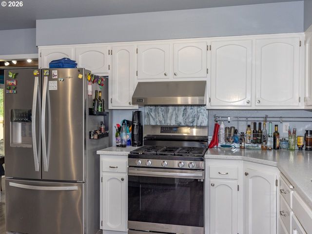 2331 Sw 27TH Dr, Gresham, OR 97080