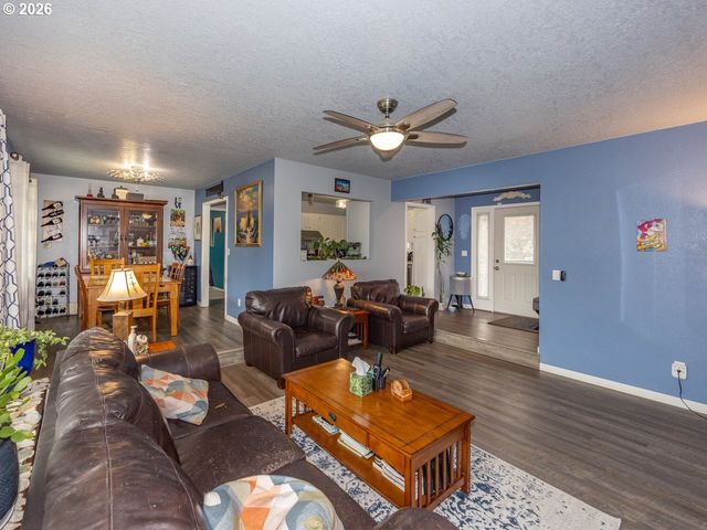 2331 Sw 27TH Dr, Gresham, OR 97080