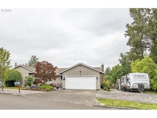 2331 Sw 27TH Dr, Gresham, OR 97080