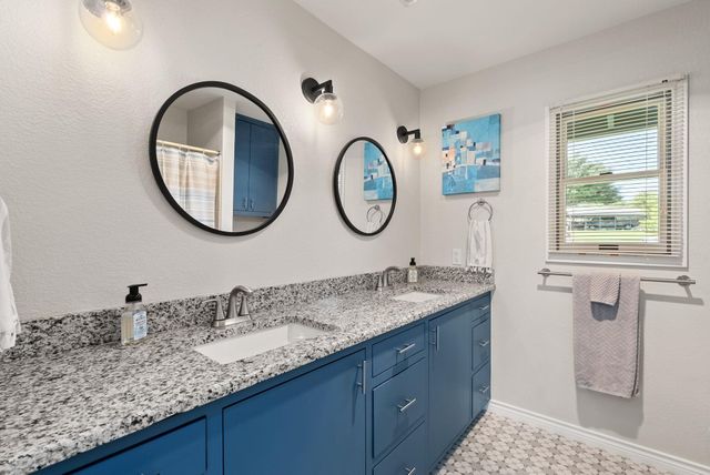 1707 Aztec TRL, Kingsland, TX 78639