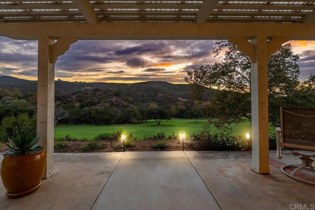 29114 Laurel Valley Drive, Vista, CA 92084 — photo 2