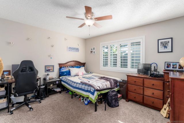 1237 Chambord Court, Oceanside, CA 92054