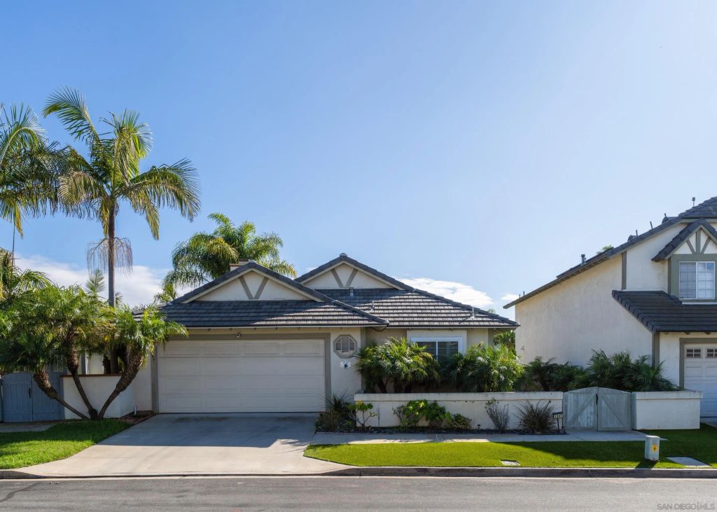 1237 Chambord Court, Oceanside, CA 92054