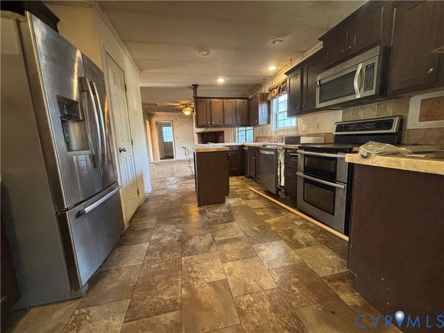 2900 Libwood Ave, Ampthill, VA 23237