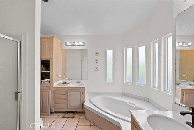 20095 Shadow Island Drive, Canyon Country (santa Clarita), CA 91351