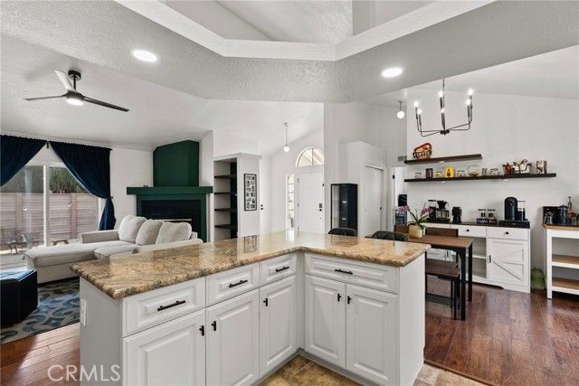 20095 Shadow Island Drive, Canyon Country (santa Clarita), CA 91351