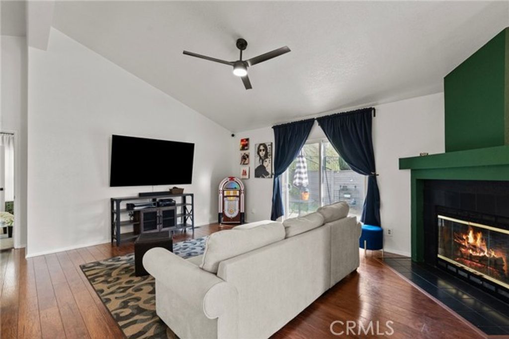 20095 Shadow Island Drive, Canyon Country (santa Clarita), CA 91351