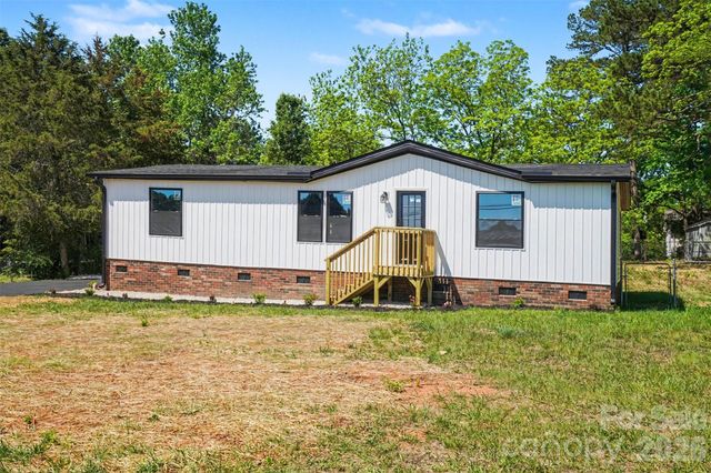 212 S Upright Street, Landis, NC 28088