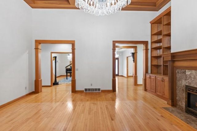 152 MAPLE BLUFF ROAD NORTH, Stevens Point, WI 54482