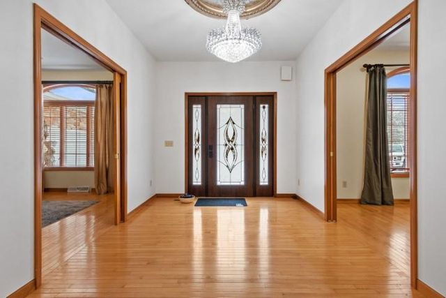 152 MAPLE BLUFF ROAD NORTH, Stevens Point, WI 54482