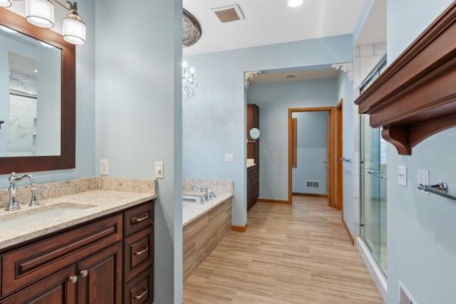 152 MAPLE BLUFF ROAD NORTH, Stevens Point, WI 54482