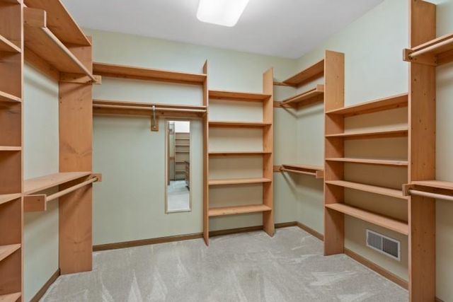 152 MAPLE BLUFF ROAD NORTH, Stevens Point, WI 54482