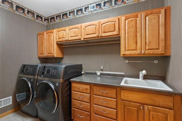 152 MAPLE BLUFF ROAD NORTH, Stevens Point, WI 54482