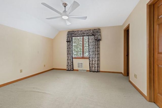 152 MAPLE BLUFF ROAD NORTH, Stevens Point, WI 54482